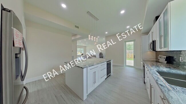 Building Photo - 5468 Cimmeron Ct