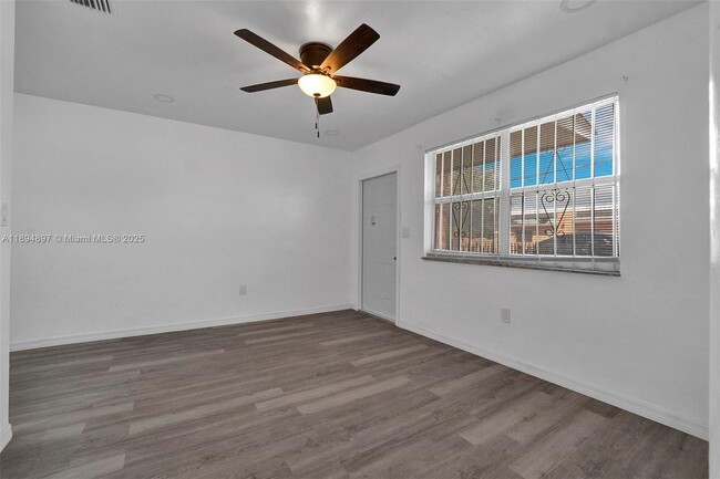 Building Photo - 3052 NW 78th St
