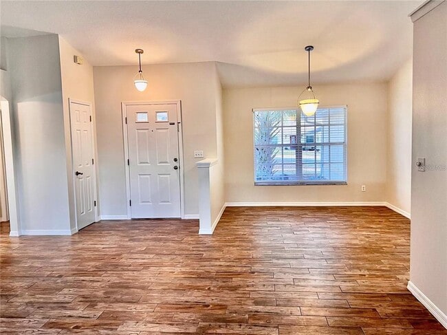 Building Photo - 16216 Hillside Cir