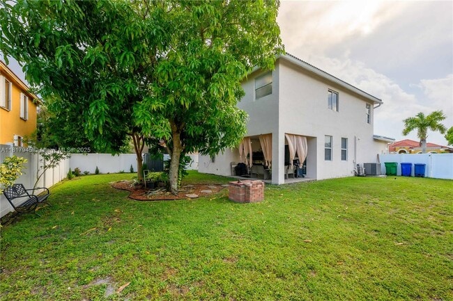 Building Photo - 5309 SW 133rd Ave