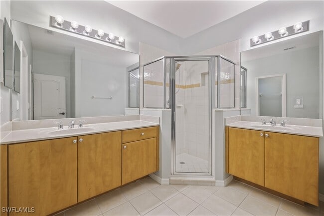 Building Photo - 9149 Spring Mountain Way