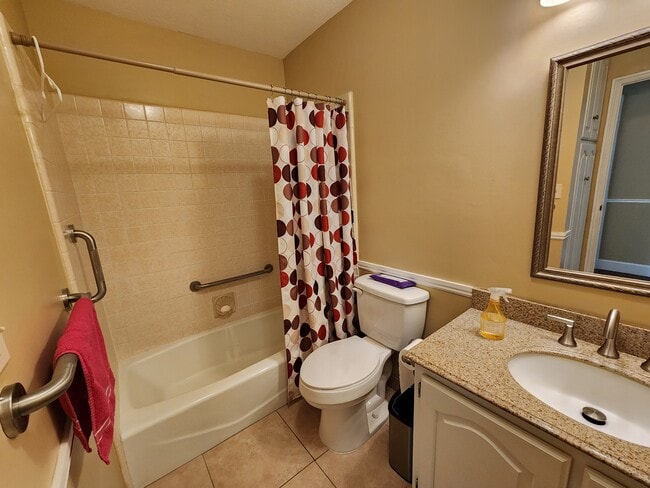 Building Photo - 1170 Belsaw Cir