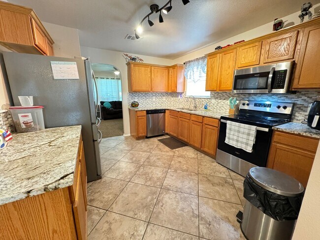 Building Photo - 4-Bedroom House for Rent in Killeen