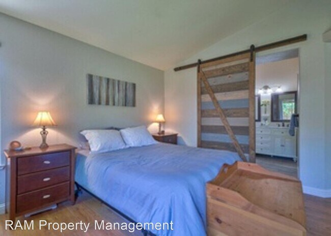 Building Photo - 4 br, 2 bath House - 9270 Loganberry Dr