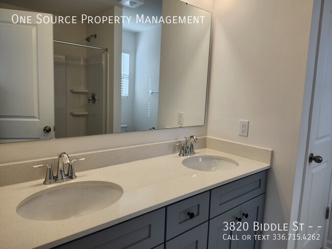 Building Photo - 3820 Biddle St