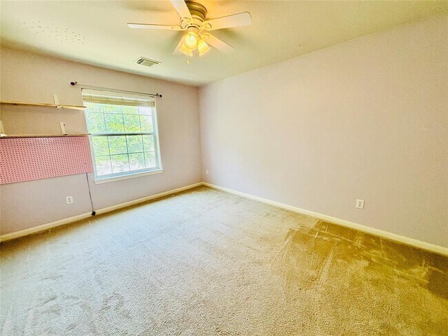 Building Photo - 4430 Pasada Ln