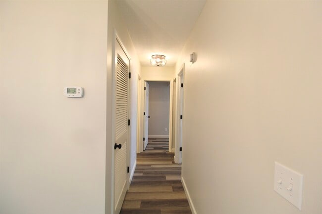 Building Photo - 1116 Blue Ridge Dr