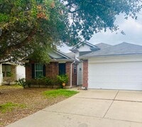 Building Photo - College Station - 3 bedroom - 2 bath - Garage and fenced in yard.