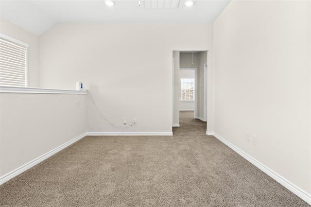 Building Photo - 712 Lone Rock Dr
