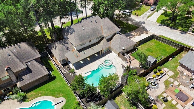 Building Photo - 18318 Mahogany Forest Dr