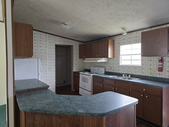 Building Photo - 926 Hollywood Dr