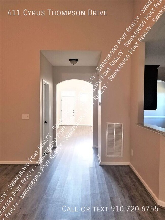 Building Photo - 411 Cyrus Thompson Dr