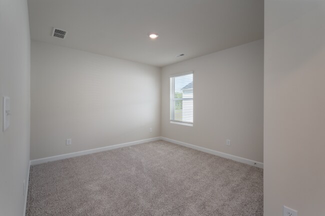 Building Photo - 516 Cedar Knoll Cir