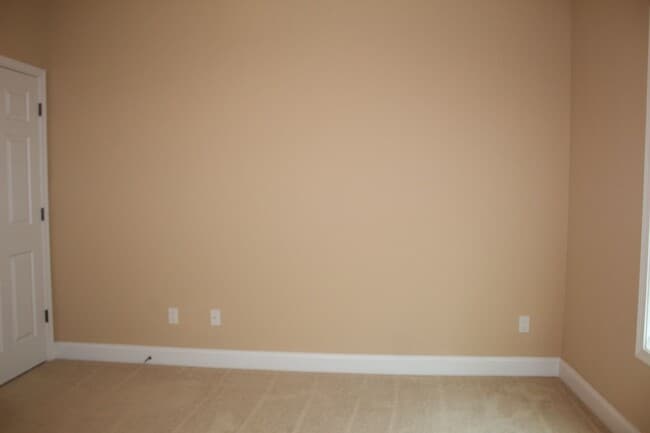 Building Photo - For Rent - Charming 3BR/2BA Home in Macken...