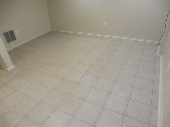 Building Photo - Beautiful 3BR Townhouse in Rockville/Derwood for early June Move-In!