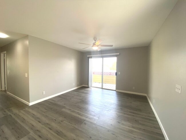 Building Photo - 68-3831 Lua Kula St. H206