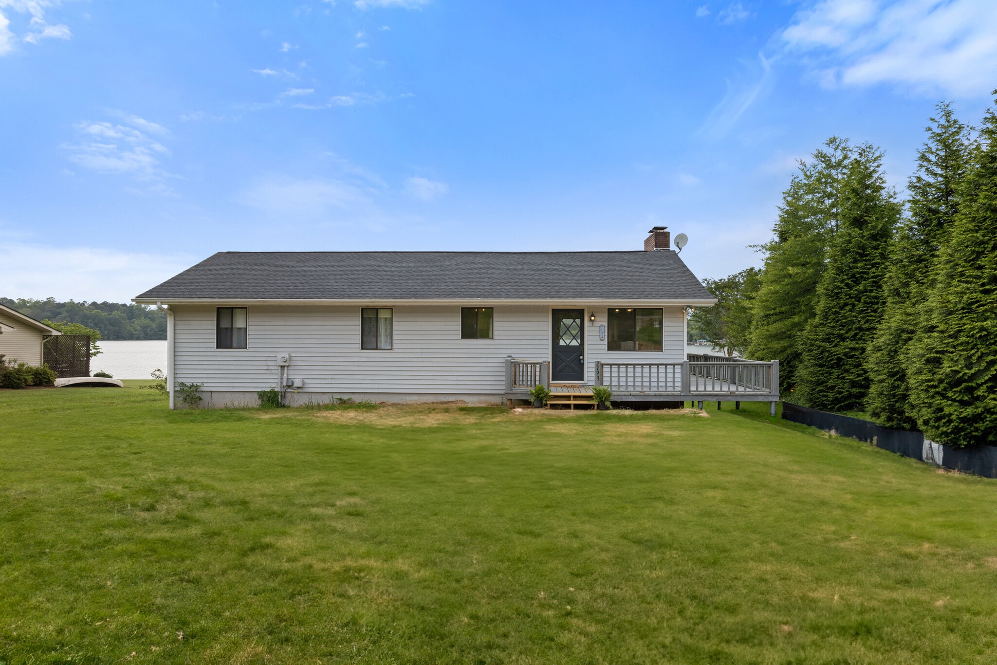 Building Photo - 2793 Hidden Valley Rd
