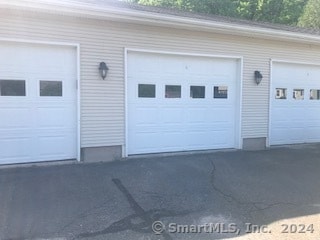 Building Photo - 288 Broad Brook Rd