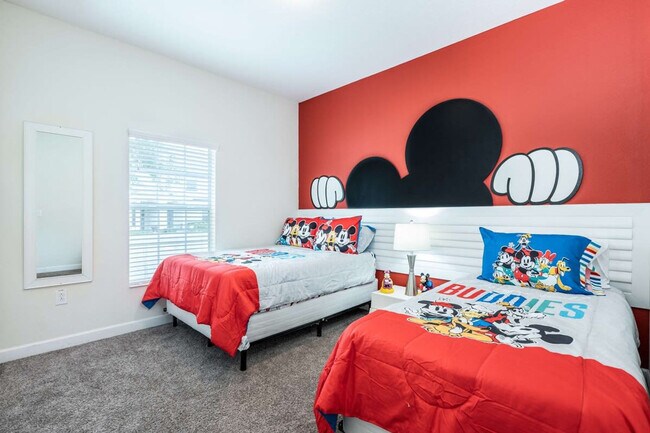 Building Photo - 1571 Moon Valley Dr