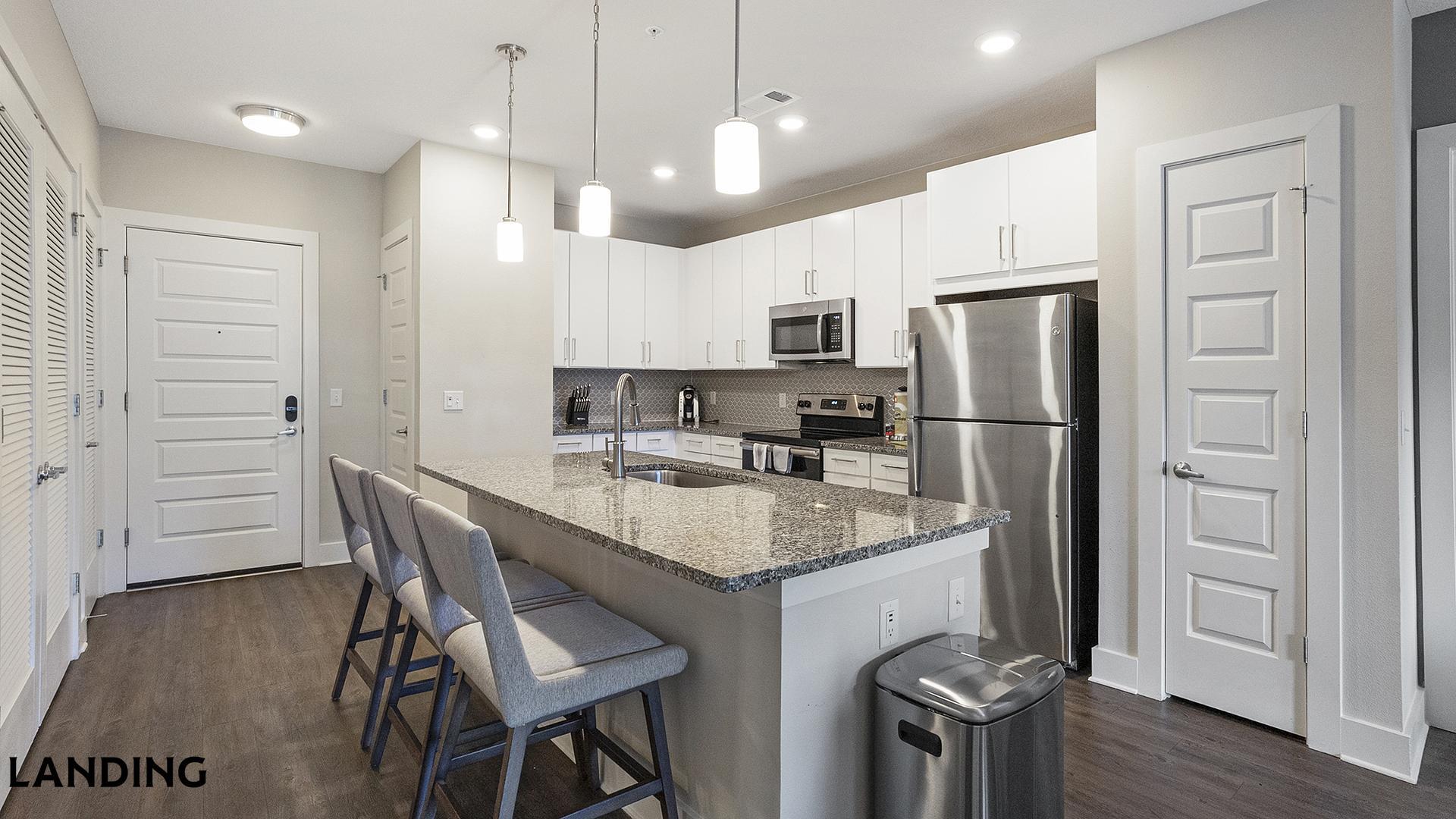 Building Photo - 2851 Maingate Village Cir