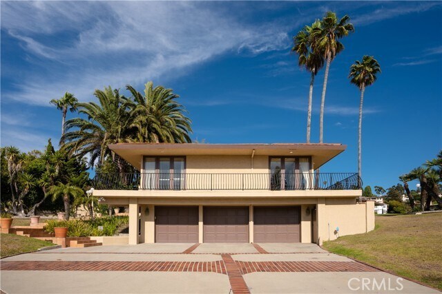 Building Photo - 984 La Cresta Pl