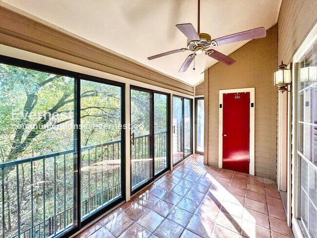 Building Photo - 5565 Preston Oaks Rd