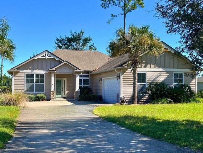 Primary Photo - 4/2 with access to amenities, close to base!!