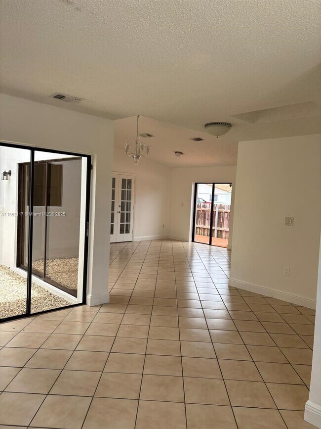 Building Photo - 5656 SW 149th Pl