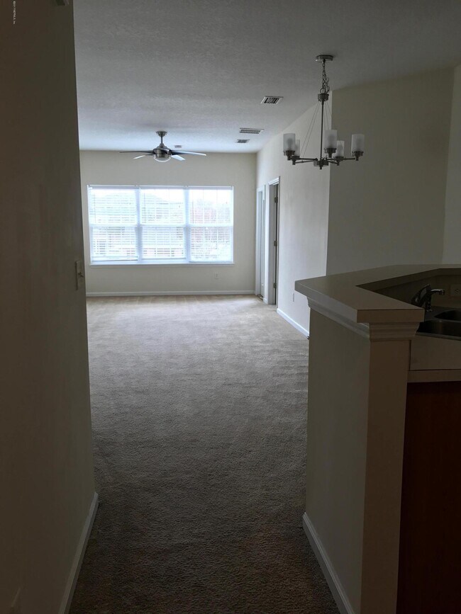 Building Photo - 12301 Kernan Forest Blvd