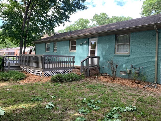 Building Photo - 309 Ronald Dr