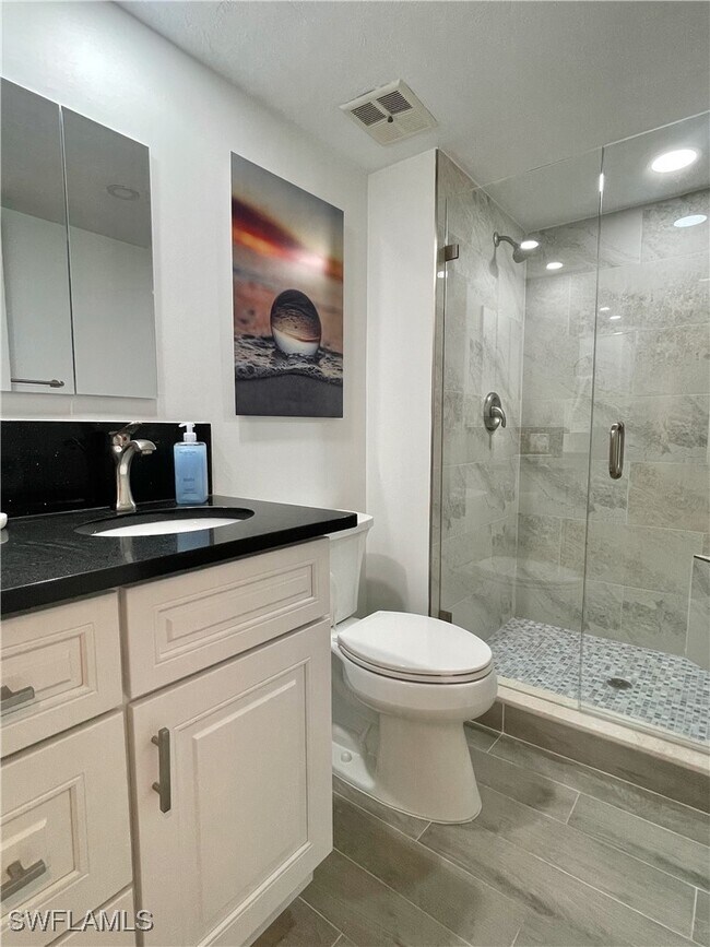 Building Photo - 10525 Gulf Shore Dr