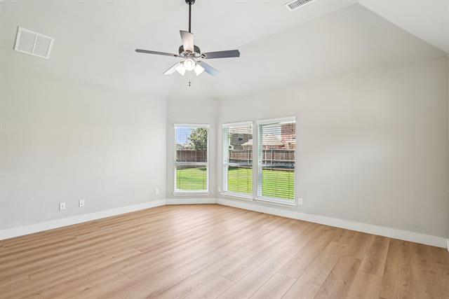 Building Photo - 6043 Oakmere Ln