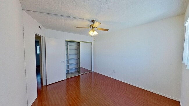 Building Photo - 4670 Ranchview Cir