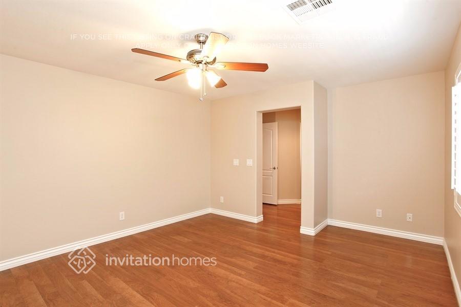 Building Photo - 10541 Danielson Ave