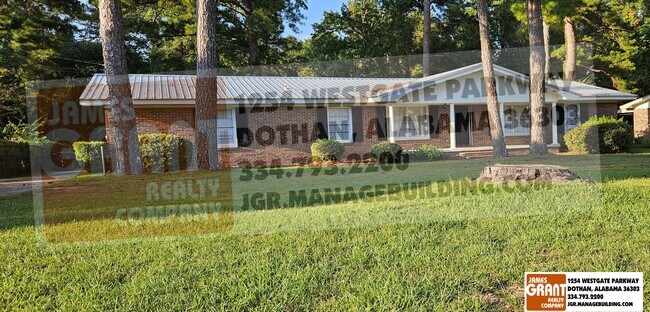 Building Photo - 1616 Randall Rd