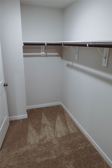 Building Photo - 211 Forest W St