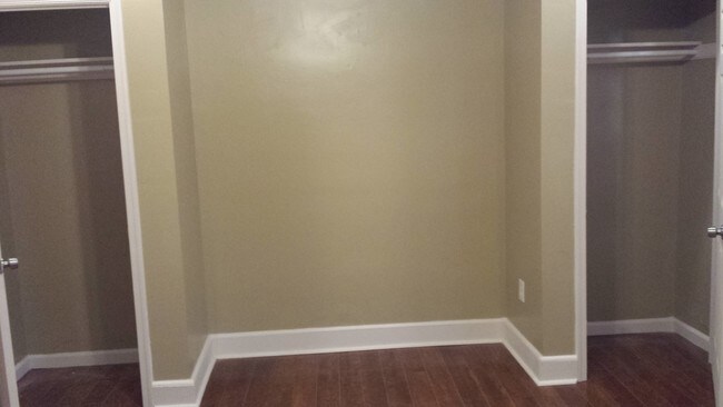 Bed Room 1 - 1215 W 4th St