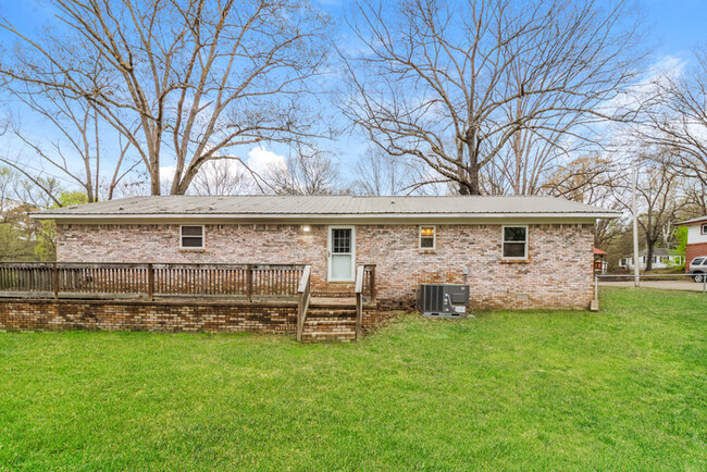 Building Photo - 3 Bedroom Home in Benton, AR