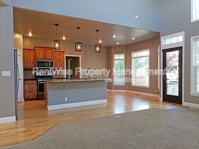 Building Photo - 1473 N Watson Way