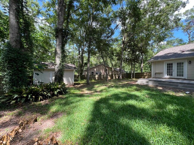Building Photo - 1430 Blockford Ct W