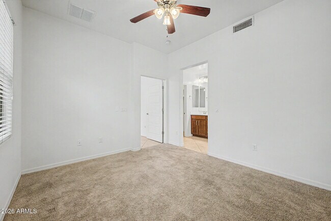 Building Photo - 5550 N 16th St