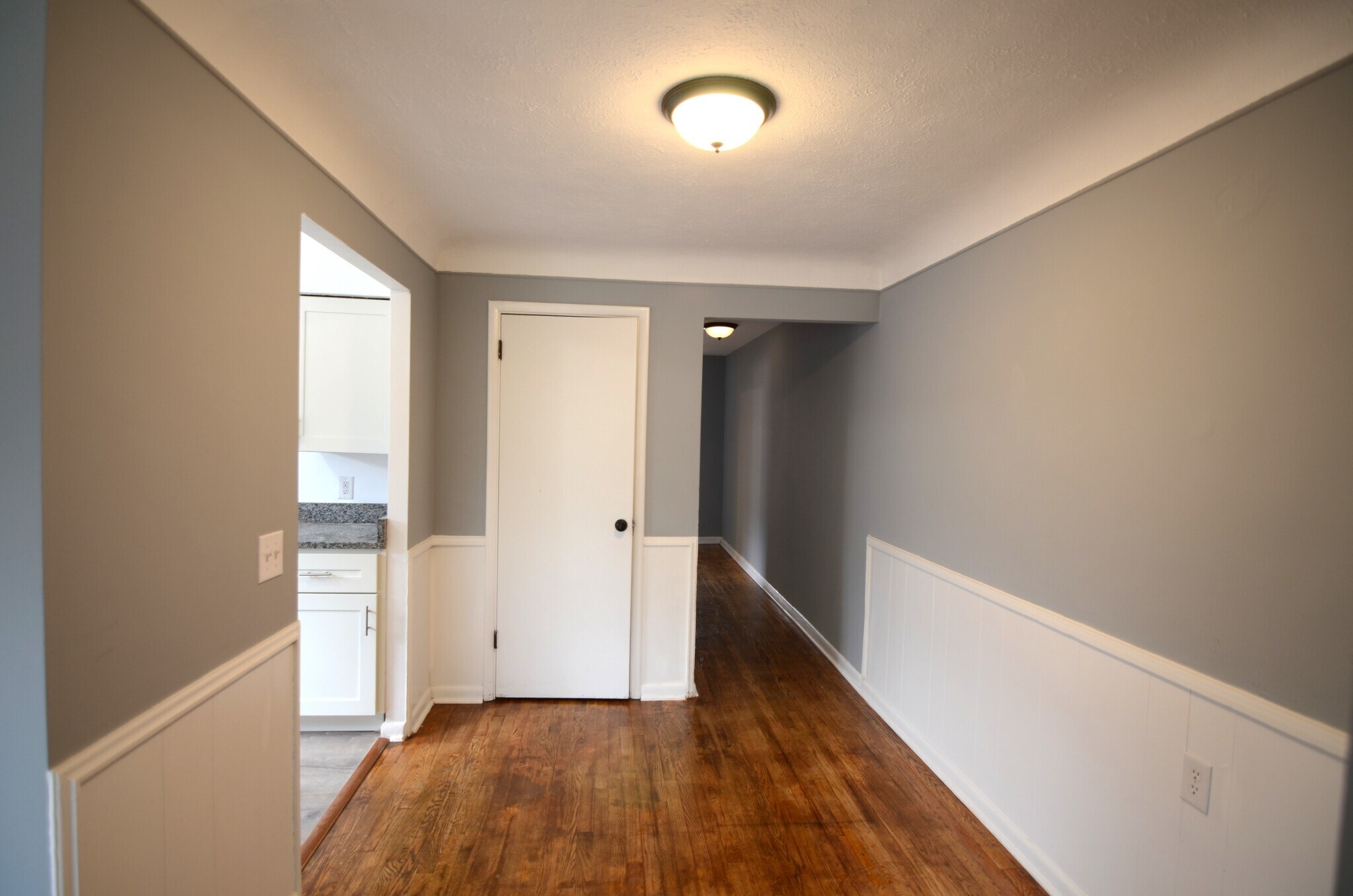 Building Photo - 7121 Delaware Ave