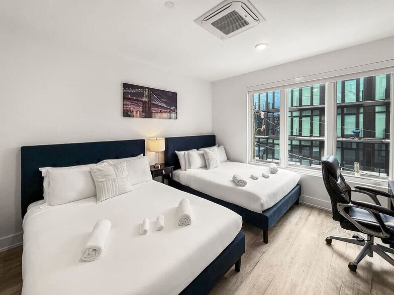 Building Photo - 1214 N American St