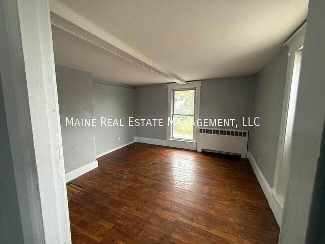 Building Photo - 91 Castine Rd