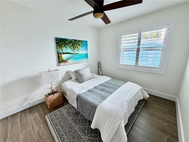Building Photo - 980 Boca Ciega Isle Dr