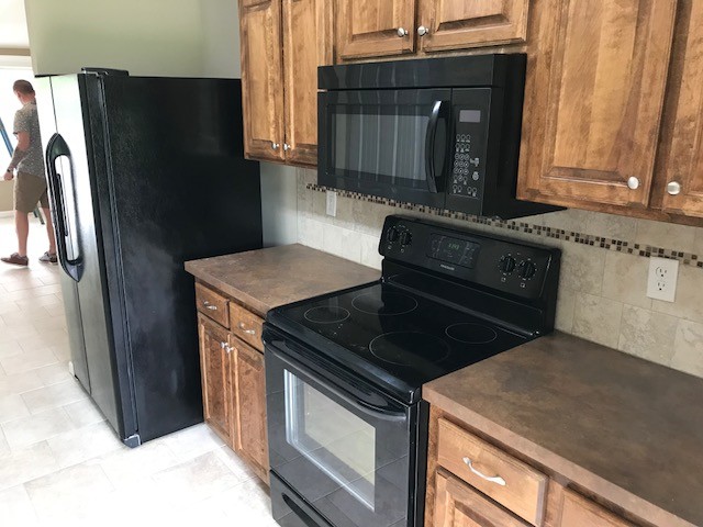 Building Photo - 602 W Gay St