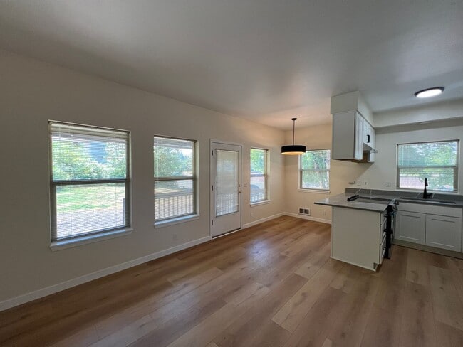 Building Photo - 409/411 S 58th Street