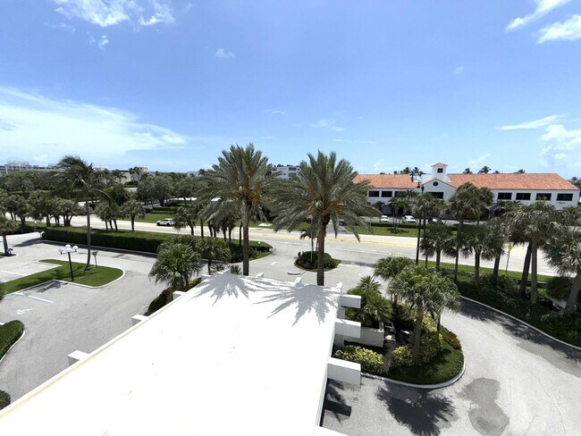 Building Photo - 2860 S Ocean Blvd