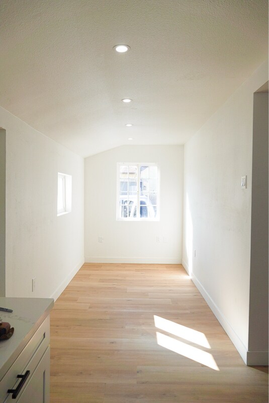 Building Photo - 3053 Valle Ave