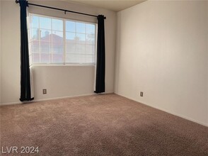 Building Photo - 7628 Spruce Run Ct